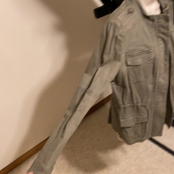 NWOT Express Green utility jacket Size SP - Picture 5 of 7